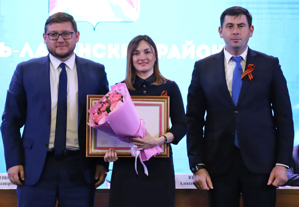 Во Дворце культуры «Кубань» состоялась открытая сессия Совета Усть-Лабинского района, подведены итоги работы за 2023 год